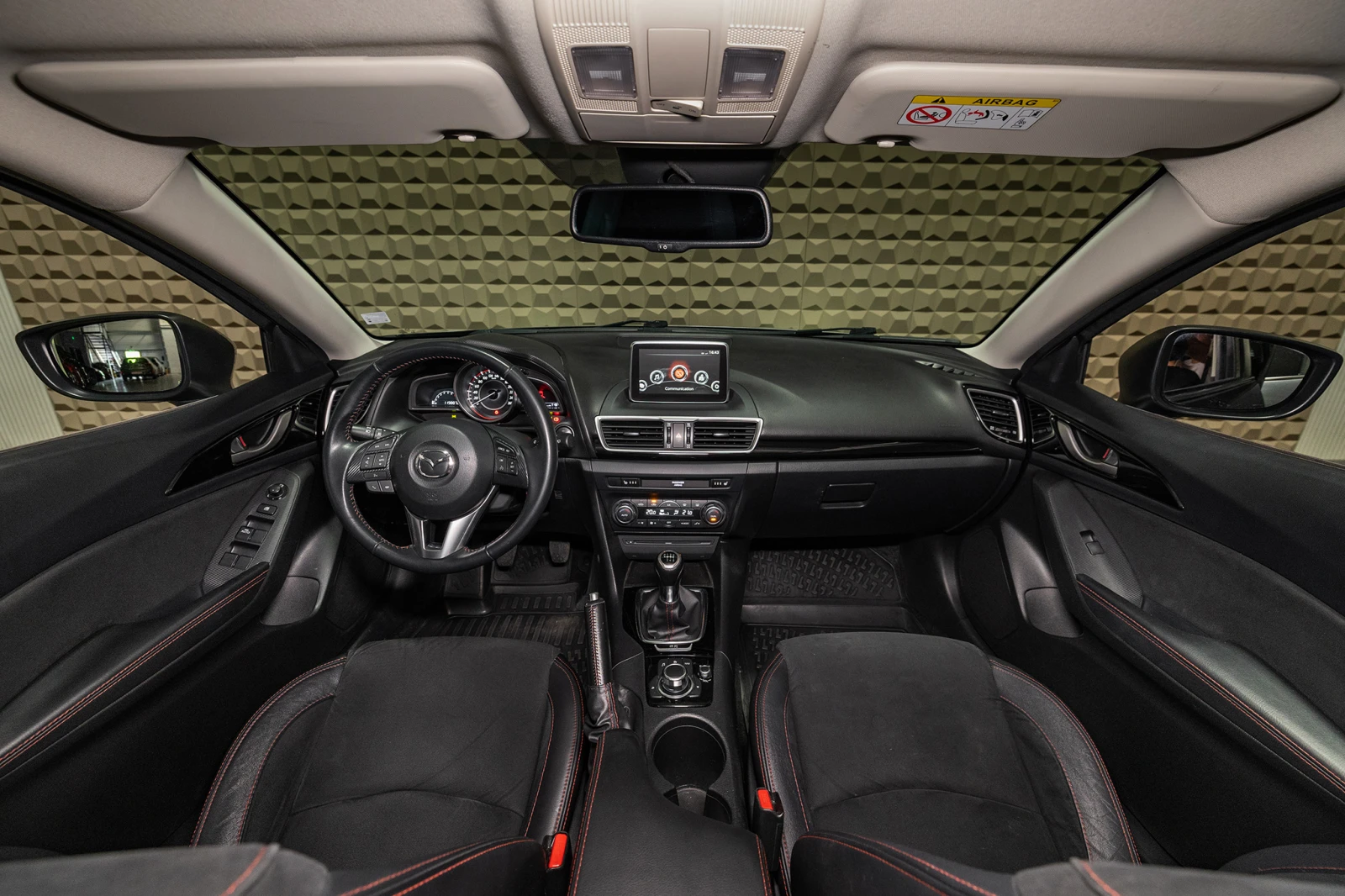 Mazda 3 2.0 Skyactiv-G | Подгрев| Гаранция| 7Cars, снимка 9 - Автомобили и джипове - 55708335