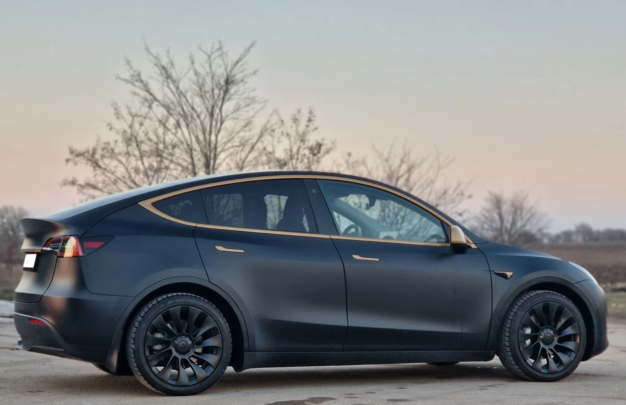 Tesla Model Y  4�4 Long Range  ���������� | Mobile.bg � ����������� 7