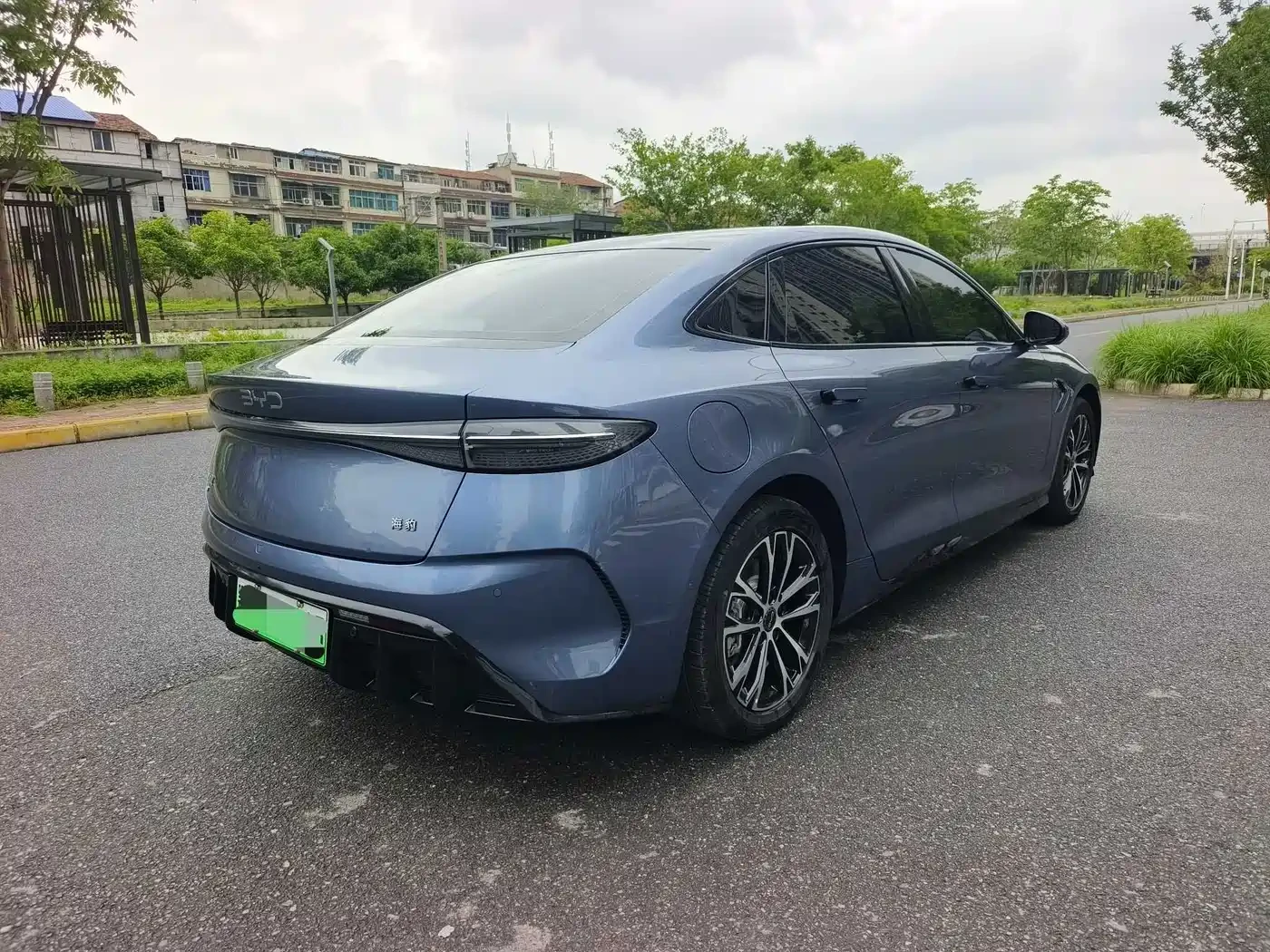 BYD Seal 510 STANDARD | 360 ������ | �������� |  | Mobile.bg � ����������� 9