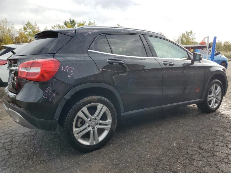 Mercedes-Benz GLA 250 2.0L 4 All wheel drive, снимка 4 - Автомобили и джипове - 47980362