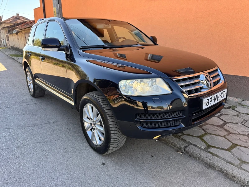 VW Touareg 3.2i V6 Automatic , снимка 1 - Автомобили и джипове - 48624659