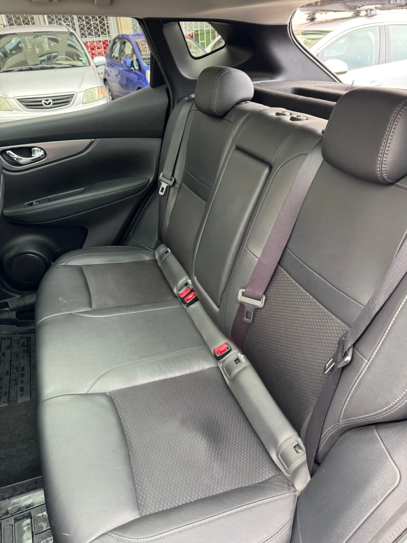 Nissan Qashqai 1.2 DiG-T N Connect, снимка 10 - Автомобили и джипове - 48732149