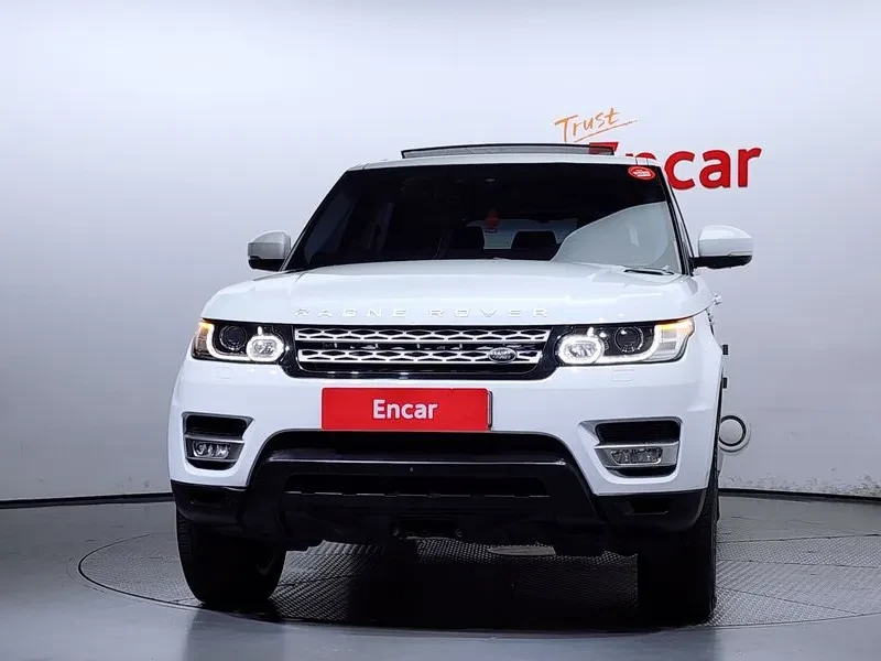 Land Rover Range Rover Sport 3.0, снимка 3 - Автомобили и джипове - 54500105