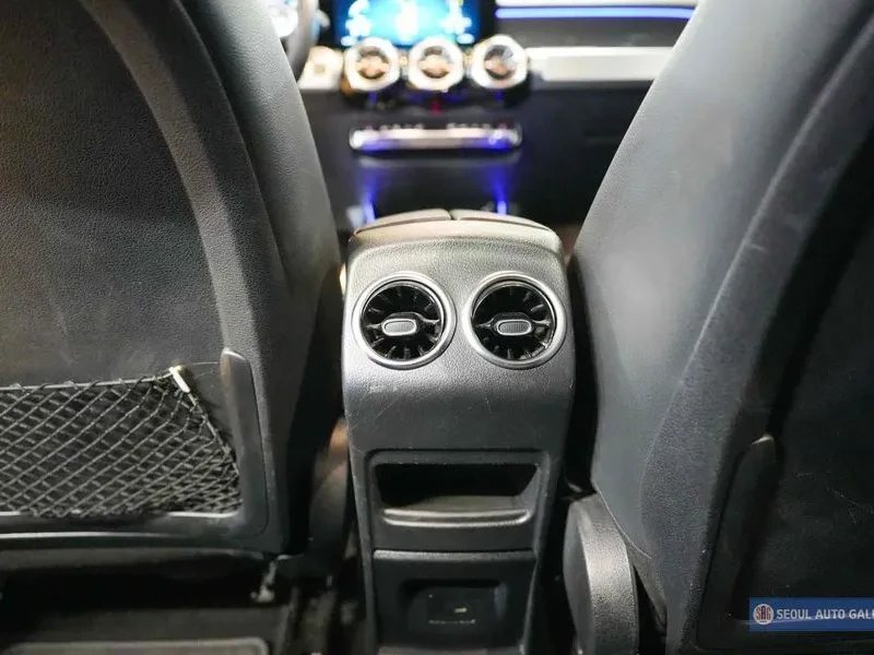 Mercedes-Benz GLB 250 4MATIC, снимка 7 - Автомобили и джипове - 55790292