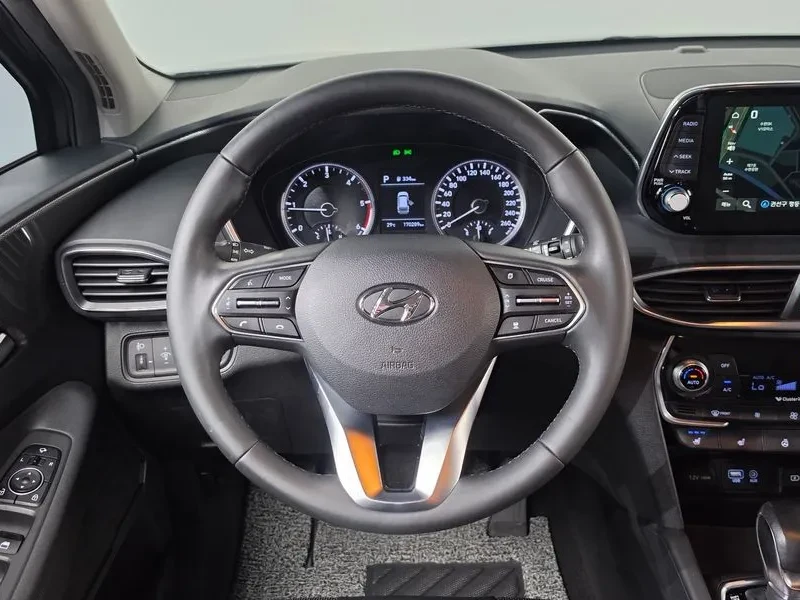 Hyundai Santa fe 2.0 2WD EXCLUSIVE, снимка 13 - Автомобили и джипове - 55801176