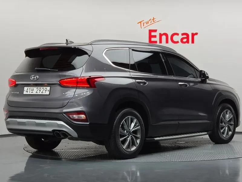 Hyundai Santa fe 2.0 2WD EXCLUSIVE, снимка 2 - Автомобили и джипове - 55801176