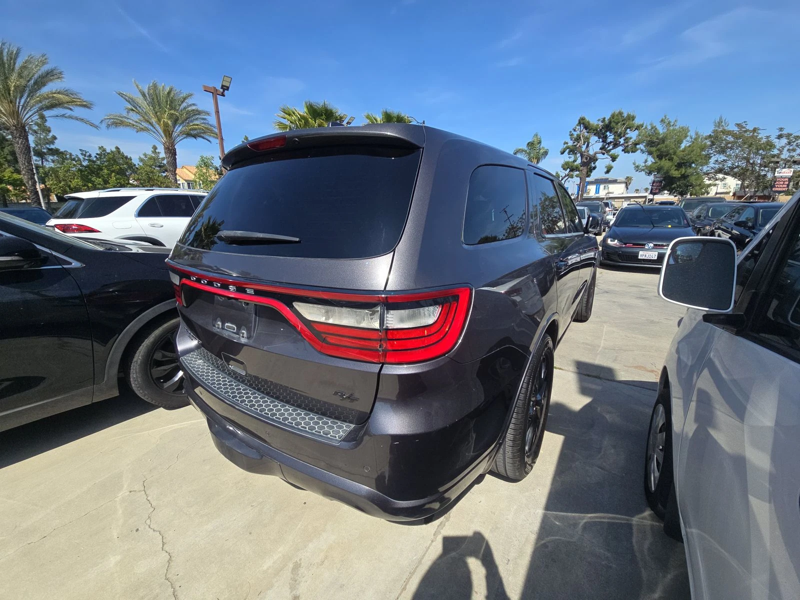 Dodge Durango 5.7 HEMI* AWD* 8ZF* Distronic* Подгрев* Обдух*  - изображение 6