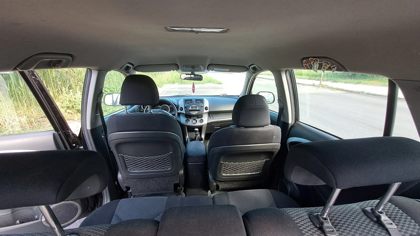 Toyota Rav4 2.2. D-4D - изображение 9