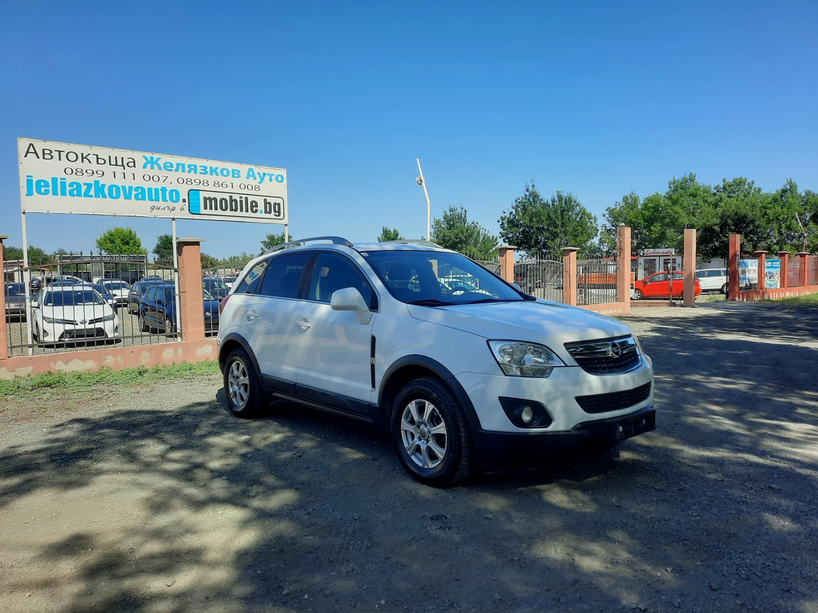 Opel Antara 2.4i 4x4 COSMO - изображение 3