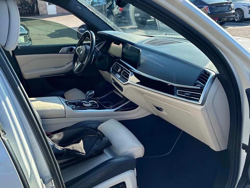 BMW X7  M50i 2022 * CARFAX *    | Mobile.bg   9