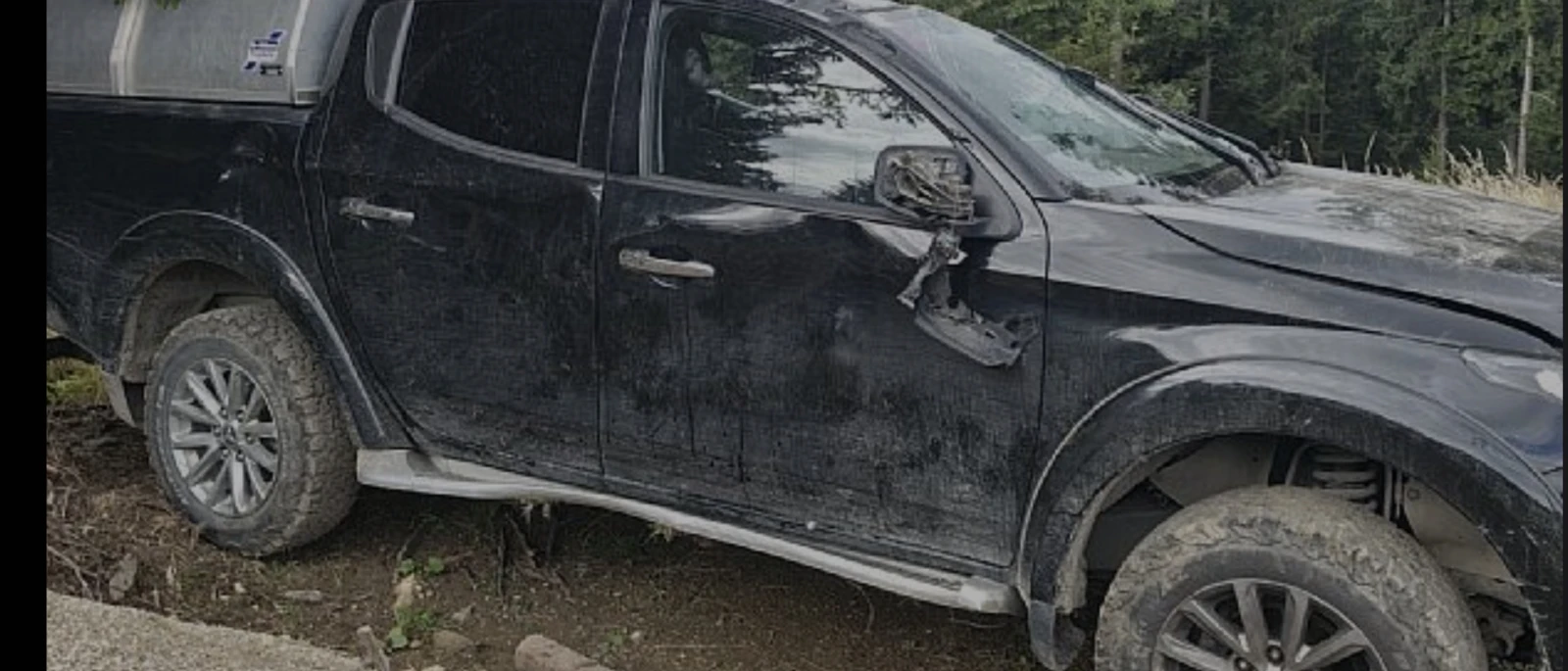 Mitsubishi L200 2.4 LUXURY - изображение 2