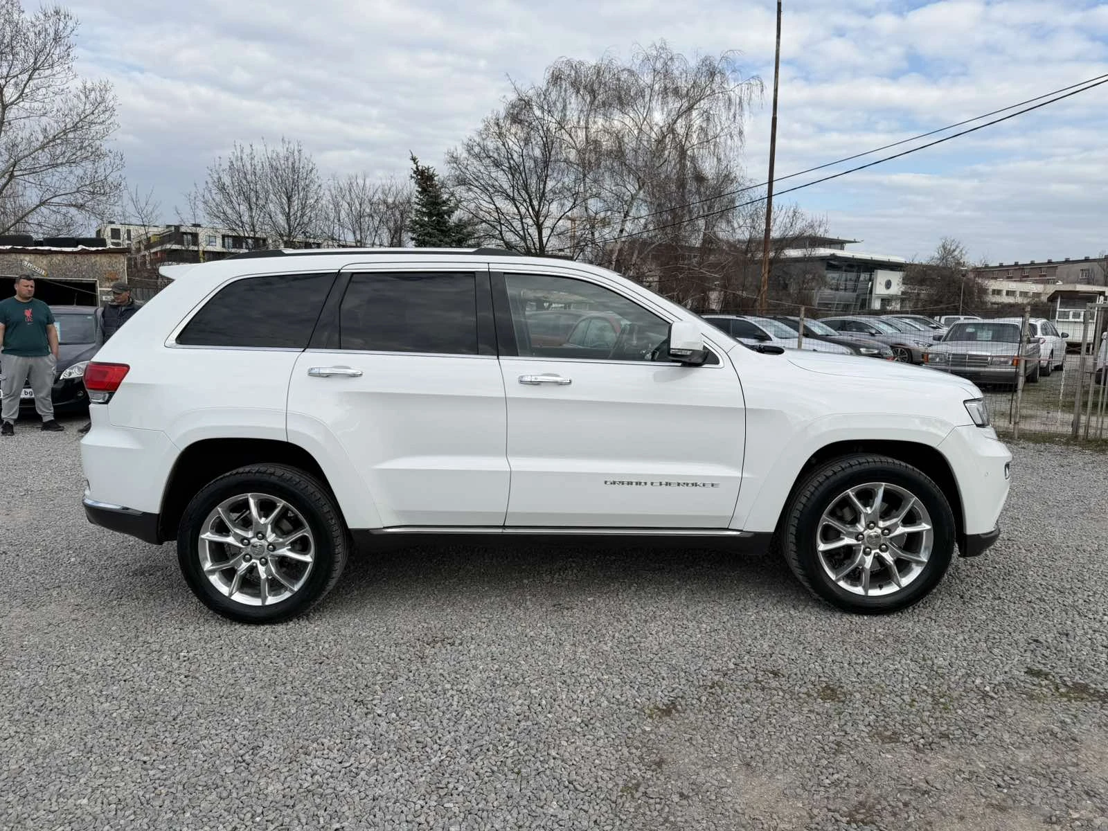 Jeep Grand cherokee 3.6I/ГАЗОВА УРЕДБА/SUMMIT, снимка 4 - Автомобили и джипове - 53978286
