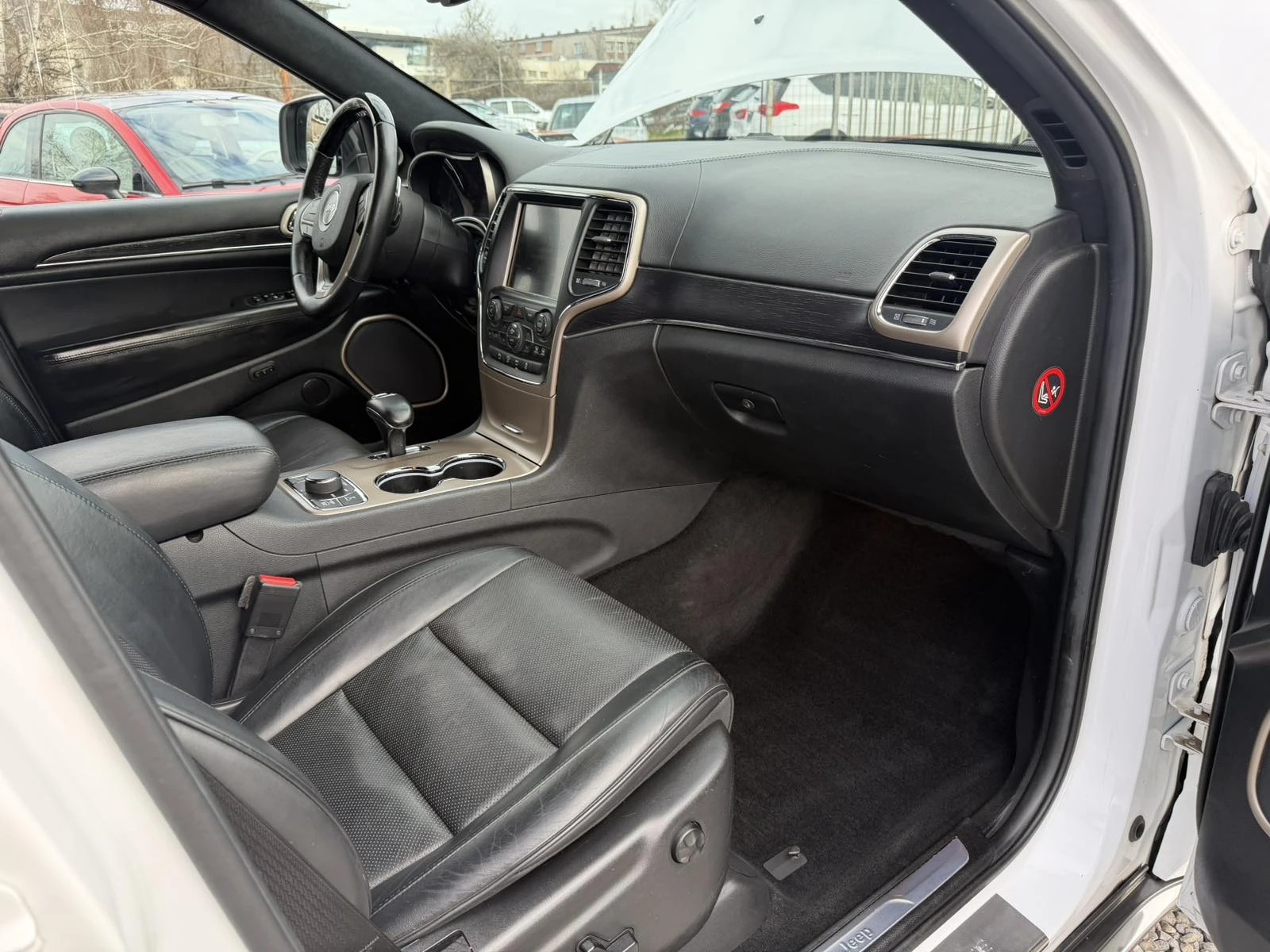 Jeep Grand cherokee 3.6I/ГАЗОВА УРЕДБА/SUMMIT, снимка 13 - Автомобили и джипове - 53978286