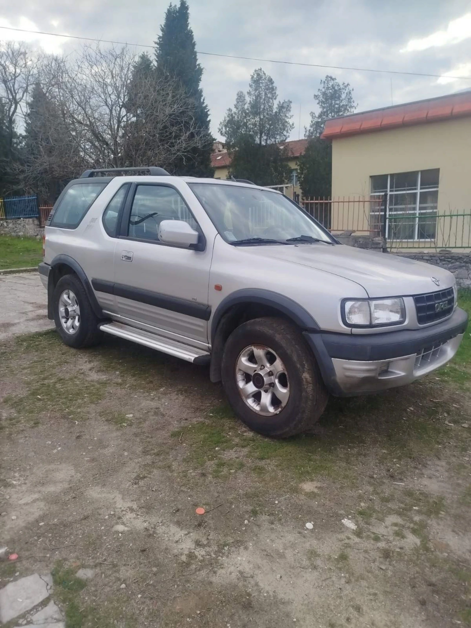 Opel Frontera 2.2 dti, снимка 2 - Автомобили и джипове - 54043053