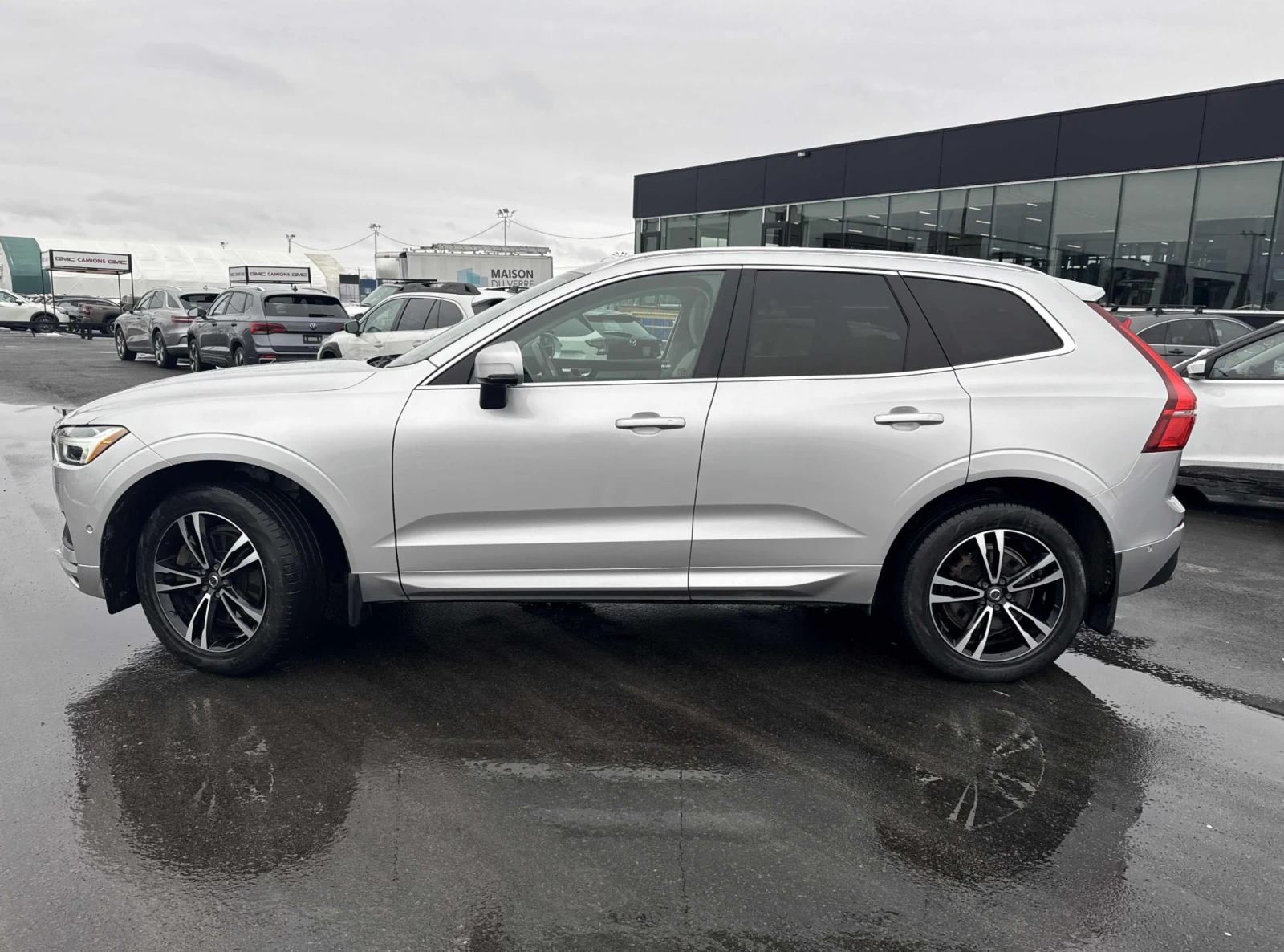Volvo XC60 2019 Volvo XC60 Т6 Momentum, снимка 3 - Автомобили и джипове - 54079103