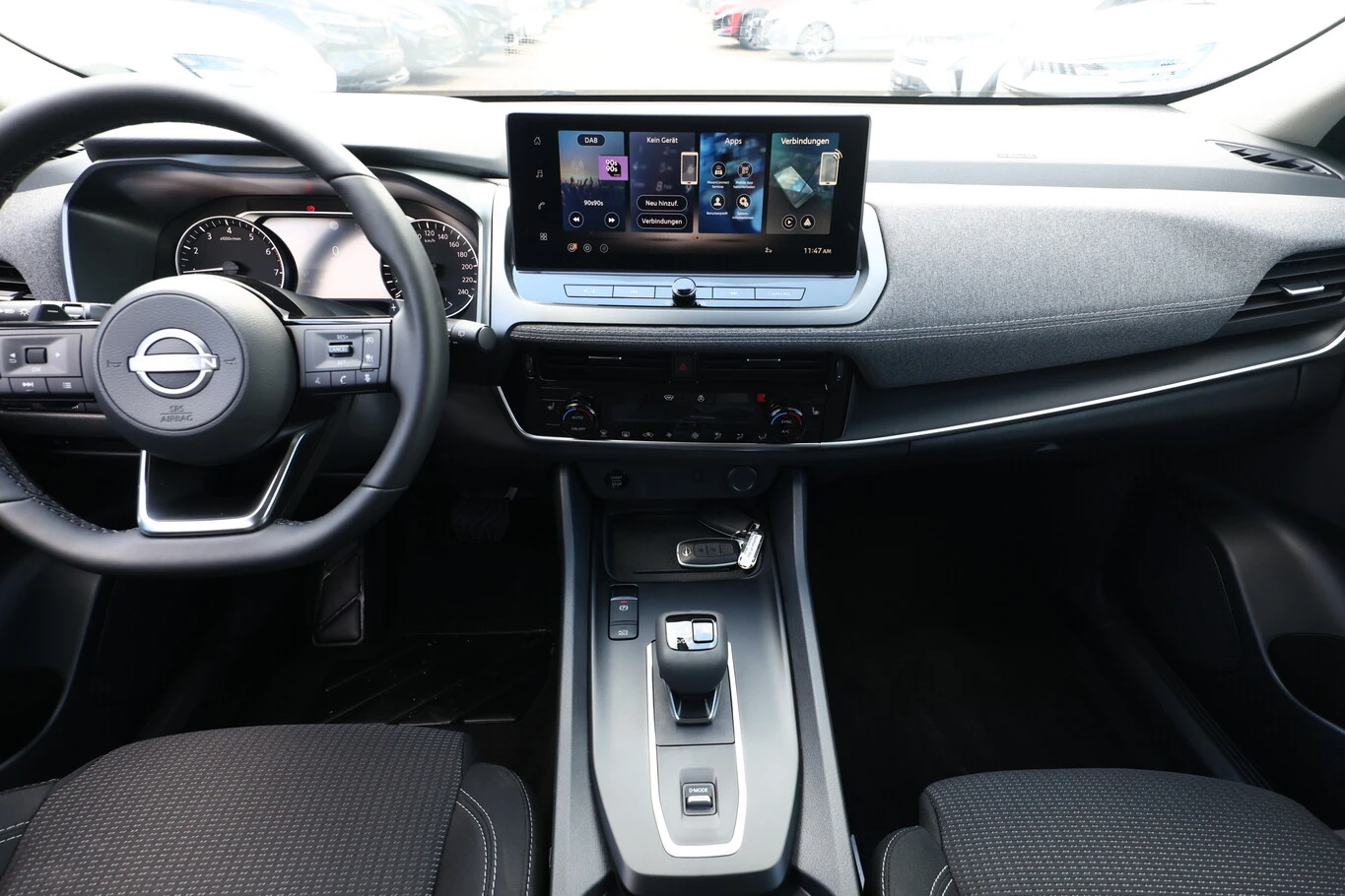 Nissan Qashqai, снимка 7 - Автомобили и джипове - 54341257