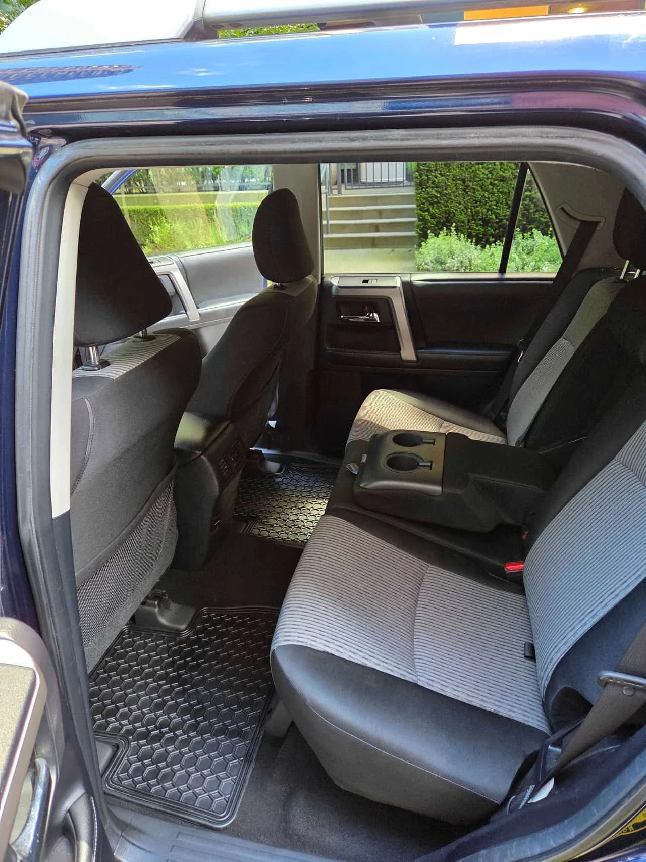 Toyota 4runner 4WD 4dr V6 SR5 * CARFAX * БЕЗ ПЪРВОНАЧАЛНА ВНОСКA, снимка 12 - Автомобили и джипове - 55085071