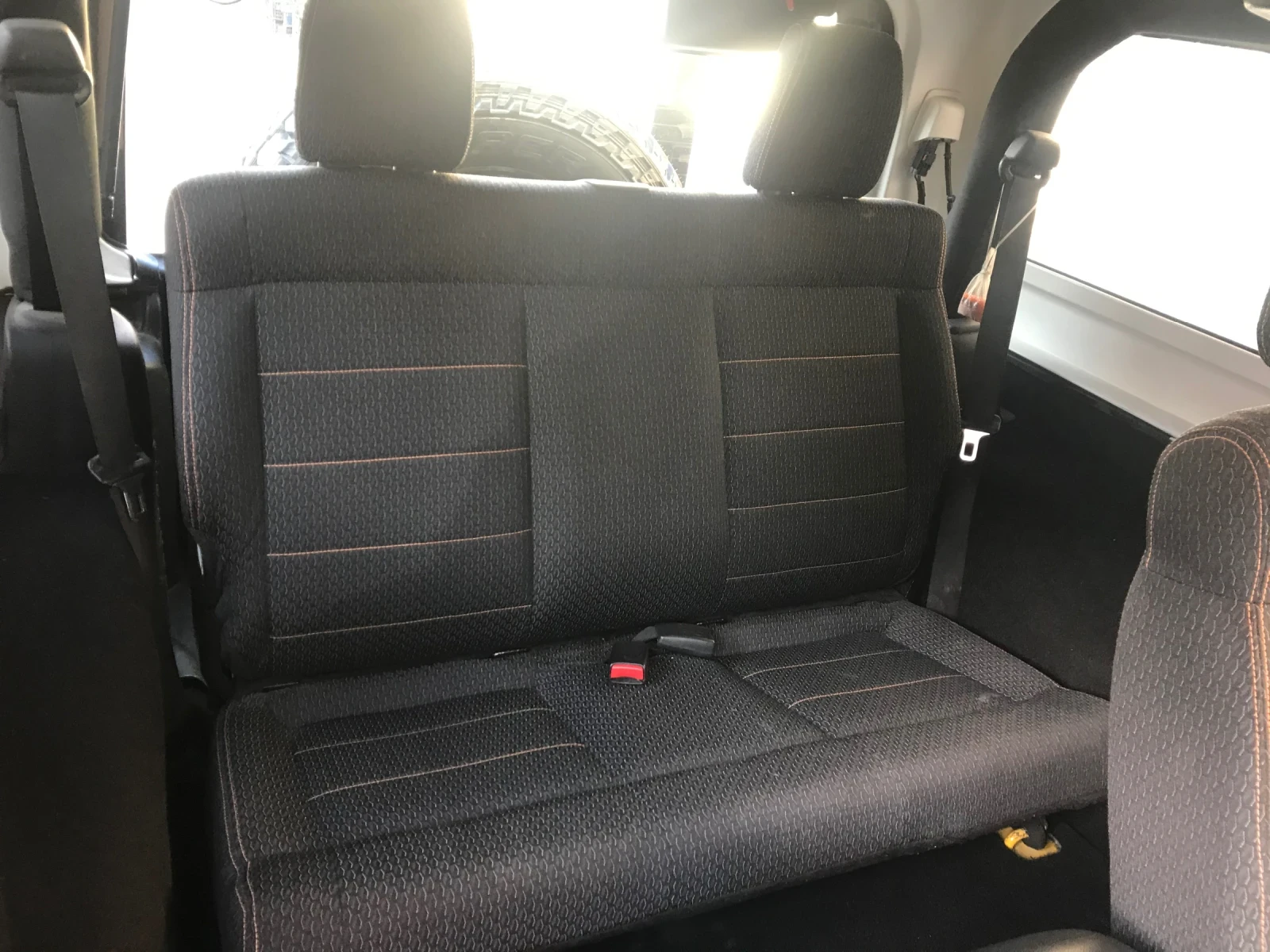 Jeep Wrangler Сахара Спорт, снимка 11 - Автомобили и джипове - 56728743