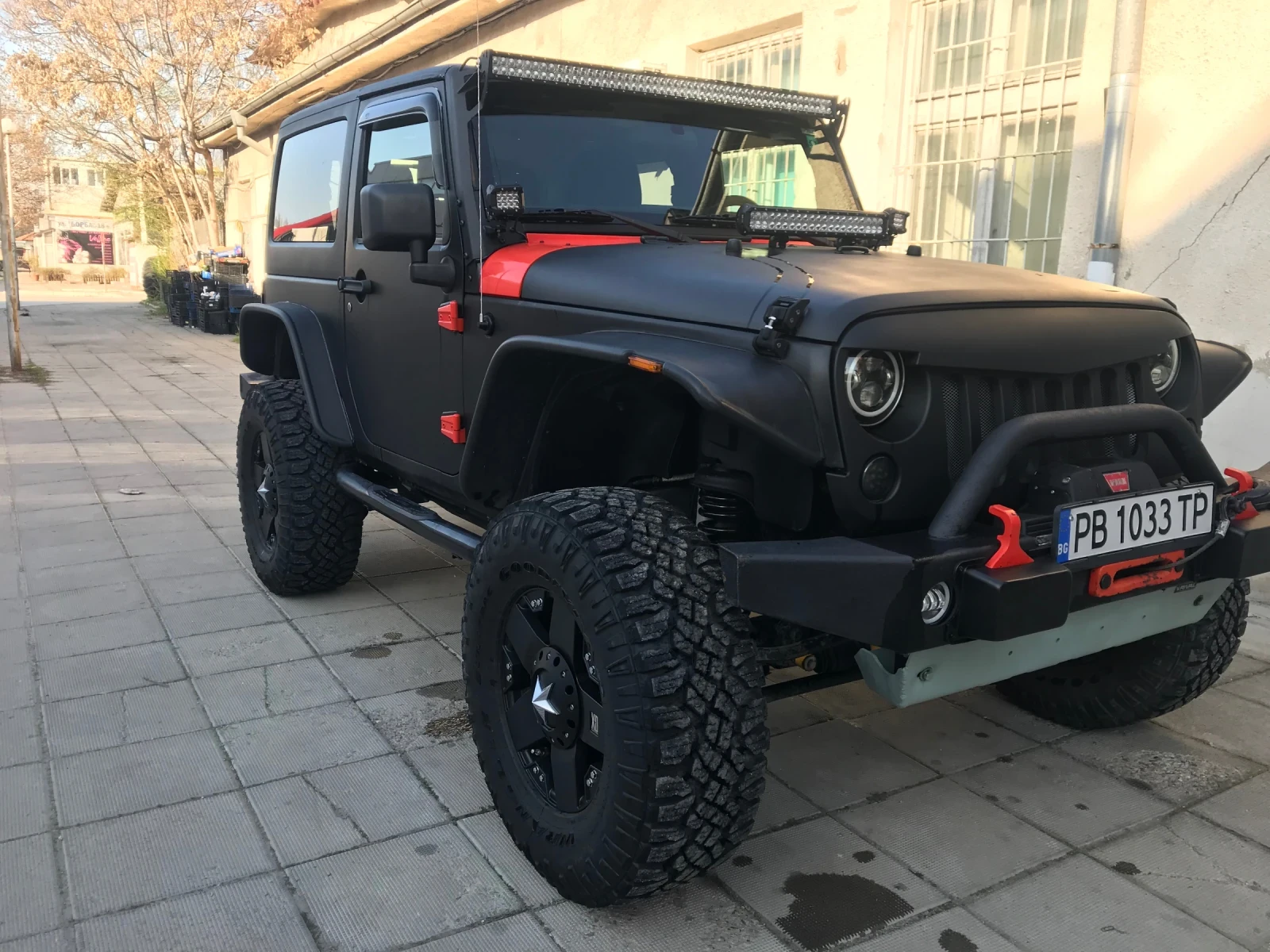 Jeep Wrangler Сахара Спорт, снимка 4 - Автомобили и джипове - 56728743