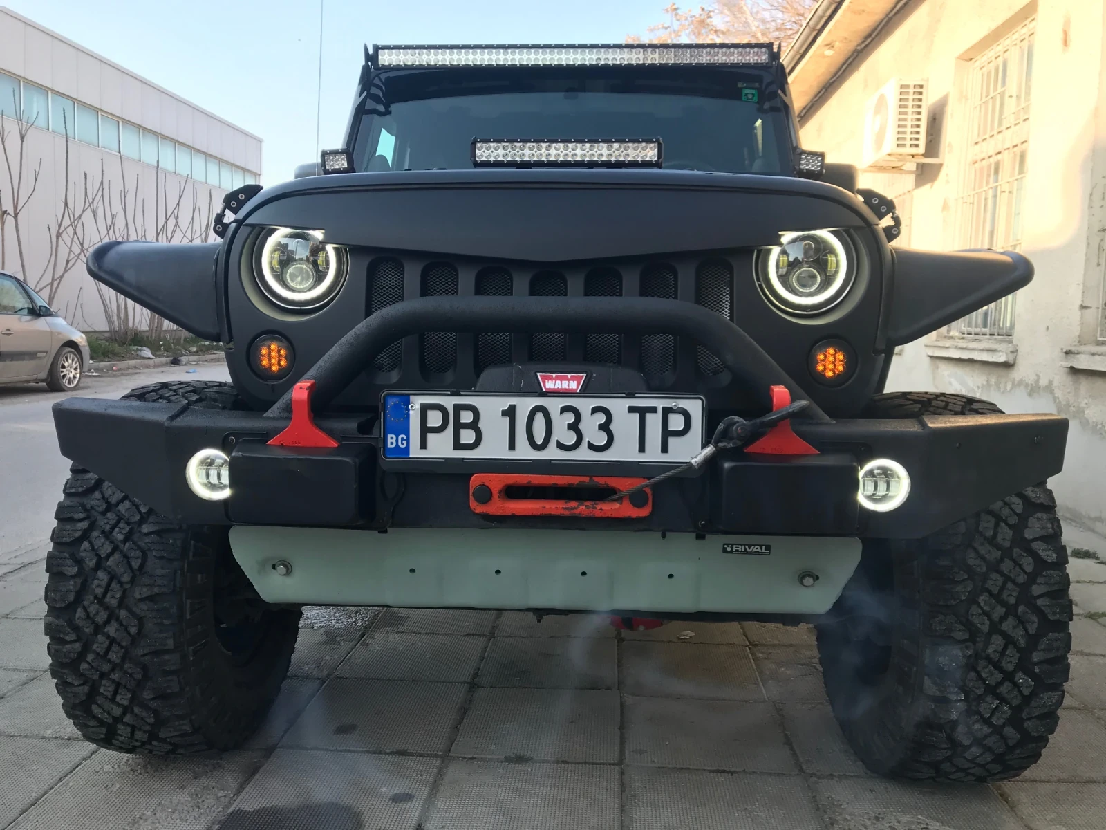 Jeep Wrangler Сахара Спорт