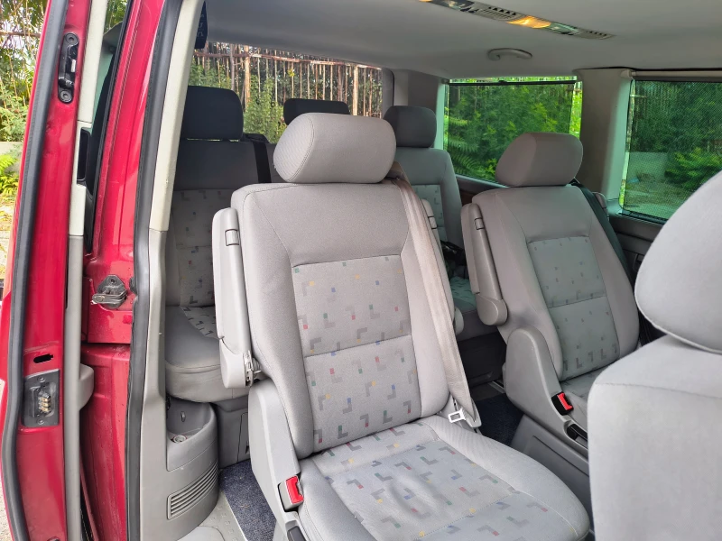 VW T5 1.9tdi 105 мултиван, снимка 13 - Бусове и автобуси - 52041981