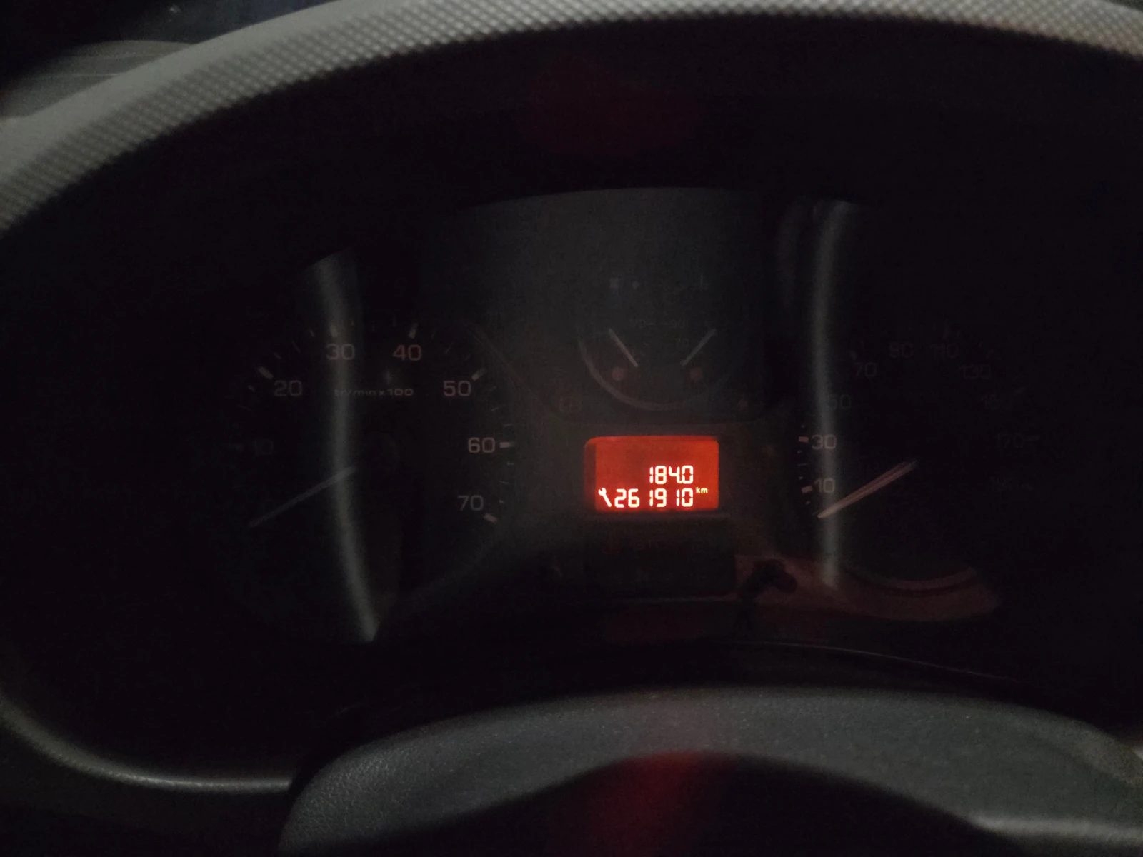 Peugeot Partner 1.6HDI, снимка 8 - Бусове и автобуси - 54299702