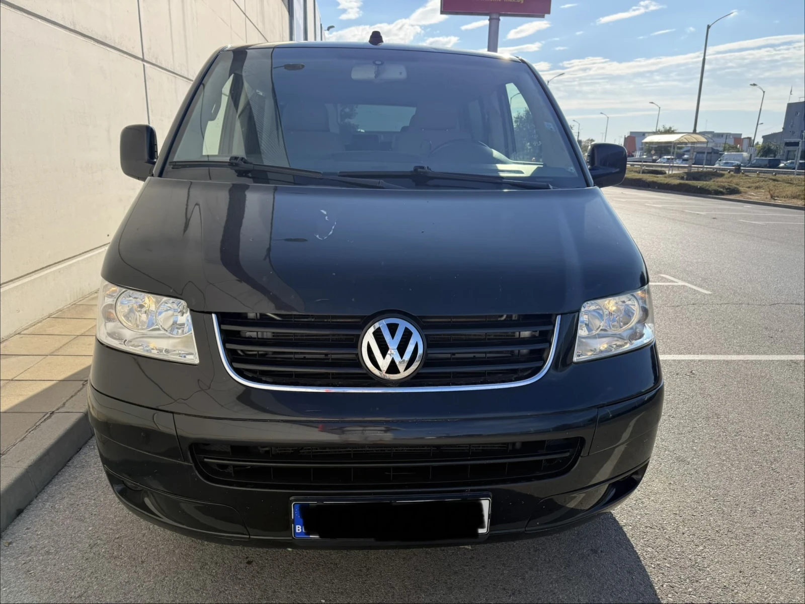 VW Multivan 4Motion+ 2, 5TDI+ Подгрев+ 7места+ Теглич, снимка 7 - Бусове и автобуси - 56255628