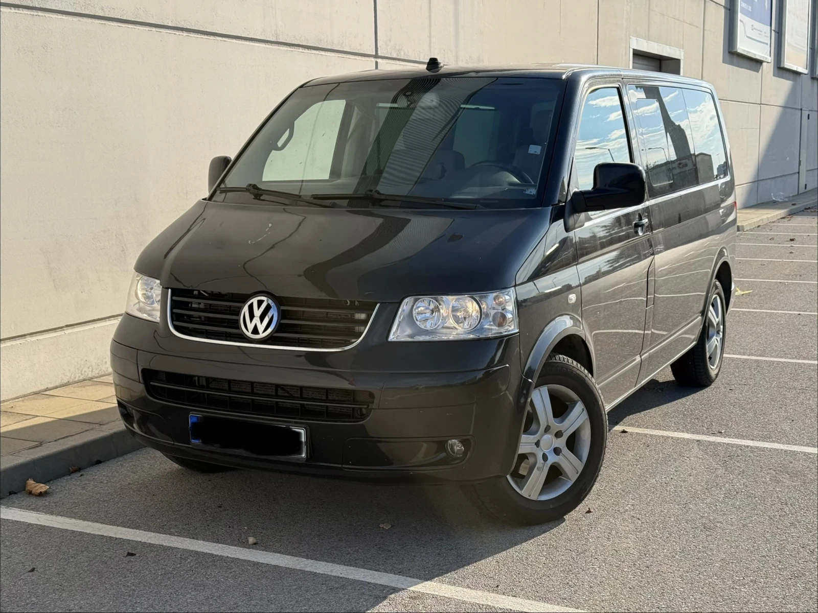 VW Multivan 4Motion+ 2, 5TDI+ Подгрев+ 7места+ Теглич