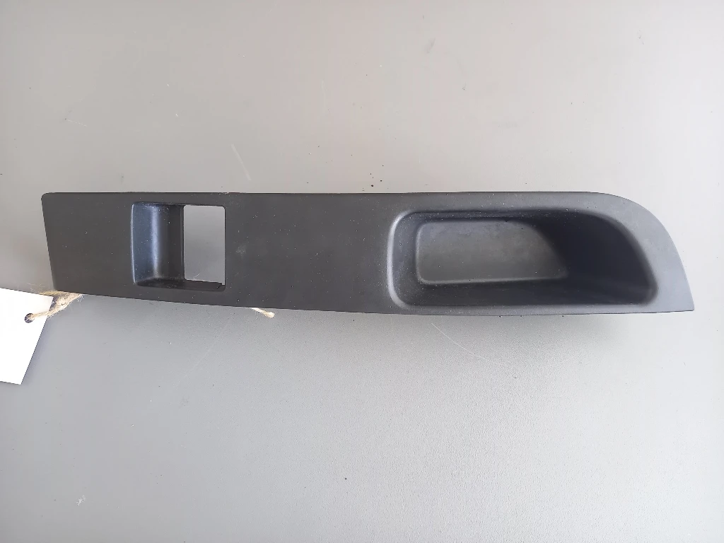 Дръжка врата предна лява вътрешна Нисан Микра (за дърпане)