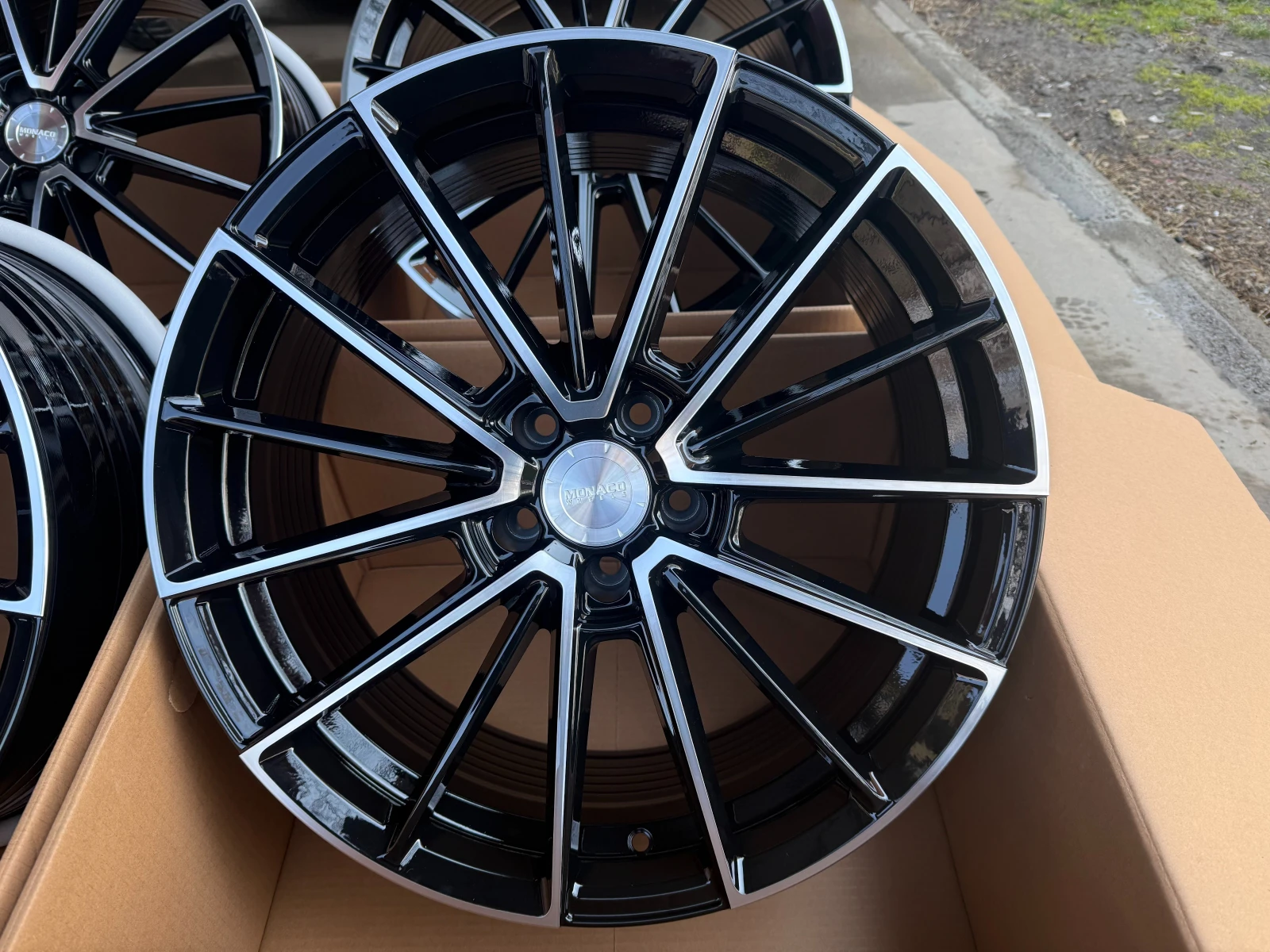 Джанти, снимка 2 - Гуми и джанти - 53722240