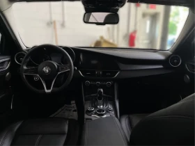 Alfa Romeo Giulia 2.0T TI AWD / PANO / BLACK / HARMAN-KARDON | Auto.bg — изображение 8