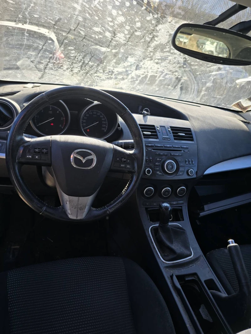 Mazda 3 1, 6D, снимка 4 - Автомобили и джипове - 47878686