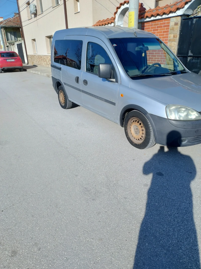 Opel Combo, снимка 2 - Автомобили и джипове - 48138597