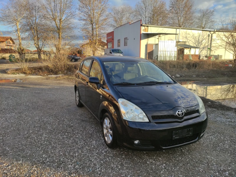 Toyota Corolla verso 1.6vvt 193000km отличен, снимка 1 - Автомобили и джипове - 48302699