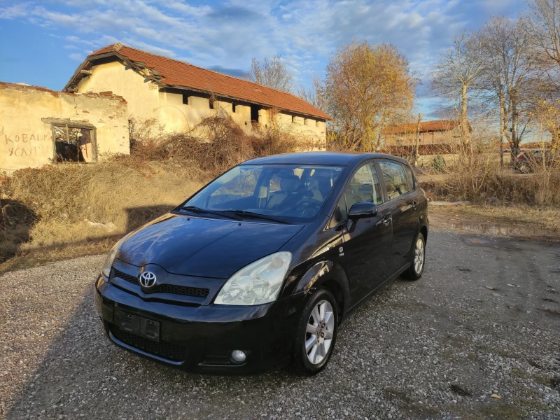 Toyota Corolla verso 1.6vvt 193000km отличен, снимка 3 - Автомобили и джипове - 48302699