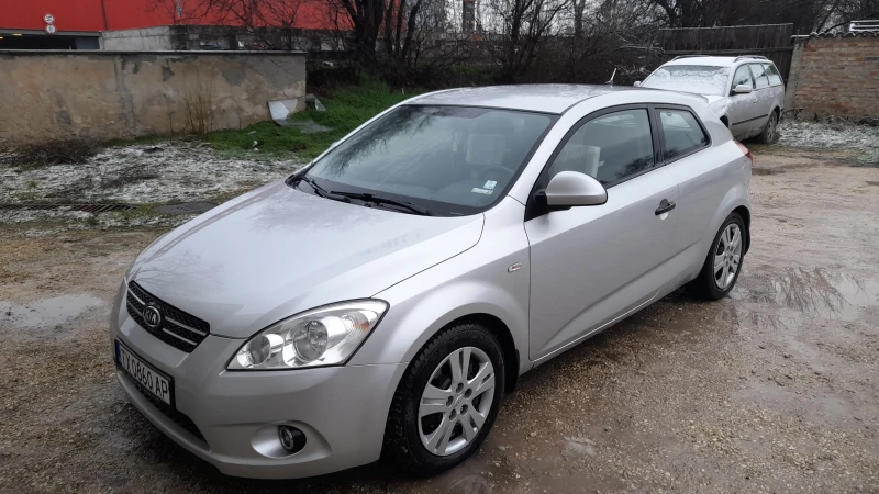 Kia Ceed 1.4, снимка 1 - Автомобили и джипове - 48638795