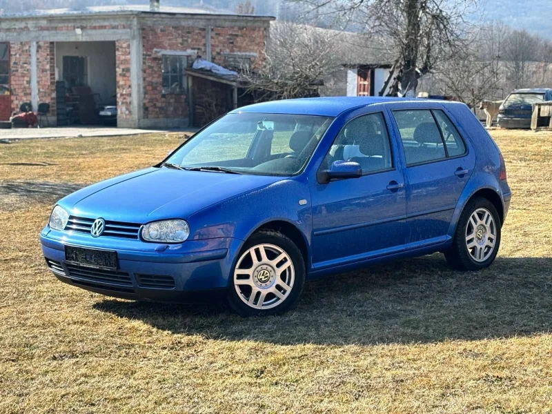 VW Golf 1.6 16v Става на Газ, снимка 1 - Автомобили и джипове - 49126558