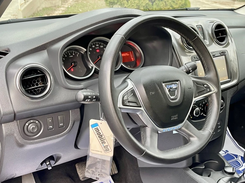 Dacia Sandero Stepway* 90k.c.* Автоматик* Facelift* , снимка 13 - Автомобили и джипове - 49525416