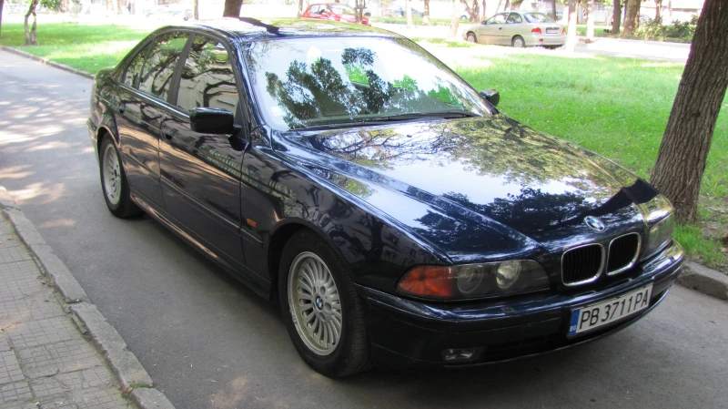 BMW 525 TDS, снимка 3 - Автомобили и джипове - 49690357