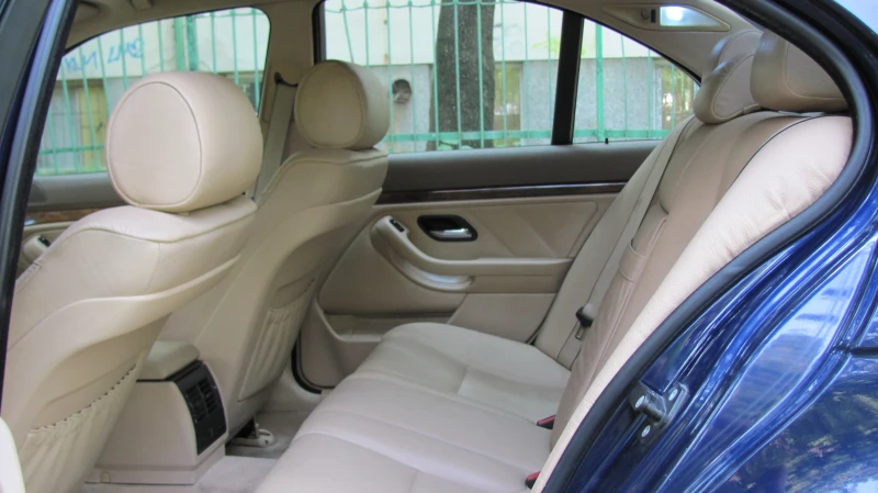 BMW 525 TDS, снимка 15 - Автомобили и джипове - 49690357