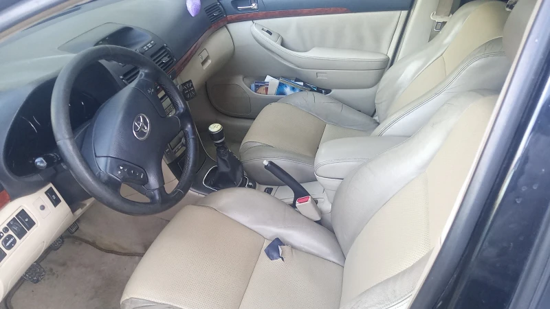 Toyota Avensis 2.2 D-4D D - CAT, снимка 7 - Автомобили и джипове - 52551495