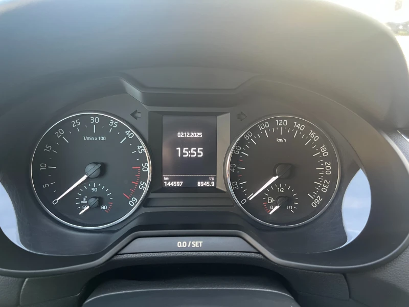 Skoda Octavia 2.0 TDI DSG, снимка 14 - Автомобили и джипове - 52631991