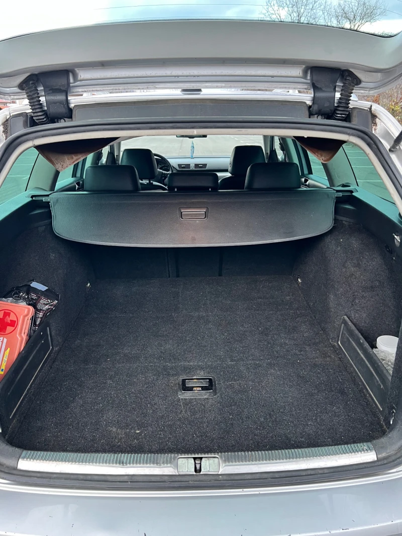 VW Passat 2.0TDI, снимка 11 - Автомобили и джипове - 53230554