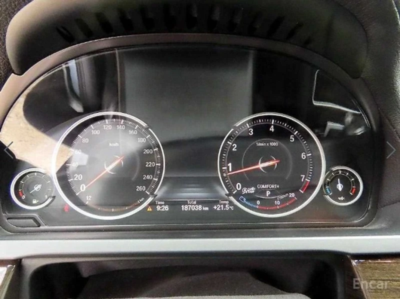 BMW 750, снимка 8 - Автомобили и джипове - 52805669