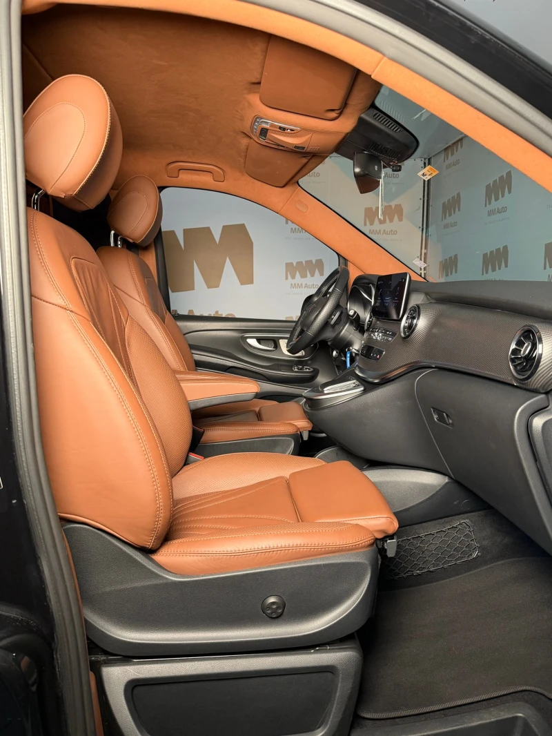 Mercedes-Benz V 300 AMG* 4Matic* Luxury* VIP* TV, снимка 10 - Автомобили и джипове - 52830146