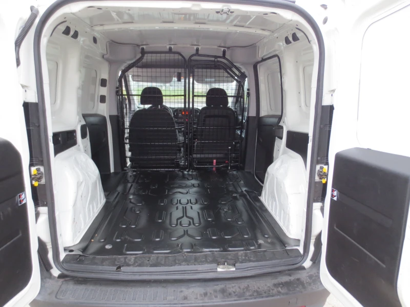 Fiat Doblo 1.4 i METAH, снимка 14 - Автомобили и джипове - 52871575