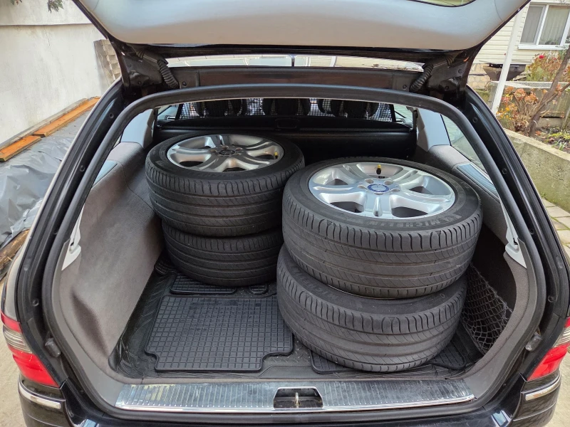 Mercedes-Benz E 220 W211 , снимка 7 - Автомобили и джипове - 52887718