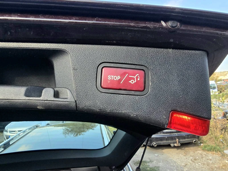 Mercedes-Benz E 250 AVANTGARDE/LED, снимка 16 - Автомобили и джипове - 53270920