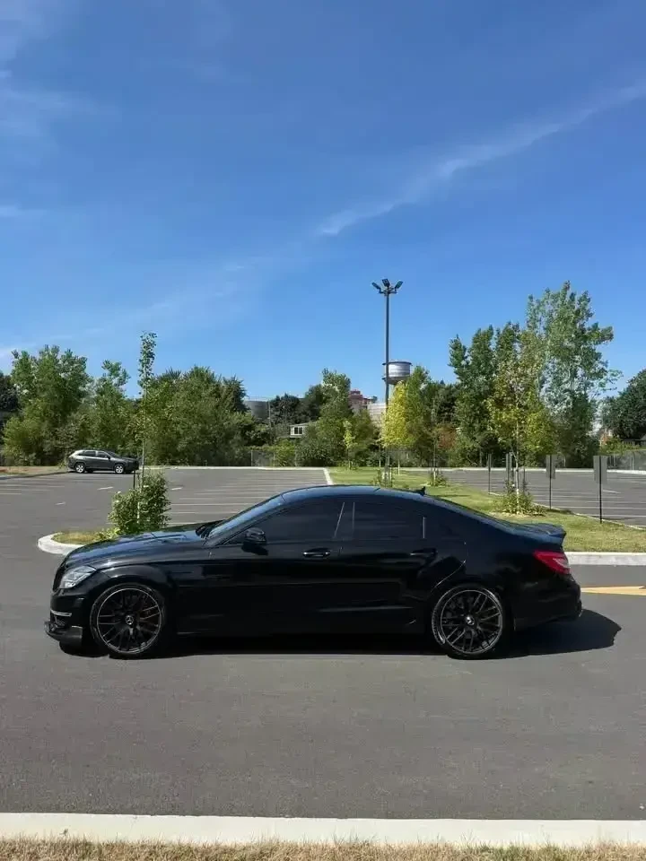 Mercedes-Benz CLS 63 AMG * * CARFAX * * АВТО КРЕДИТ * *  - изображение 4