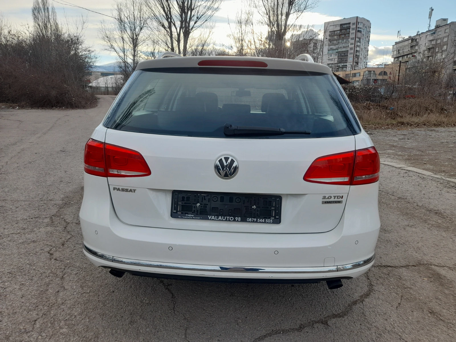 VW Passat 2.0 TDI 4MOTION - изображение 6